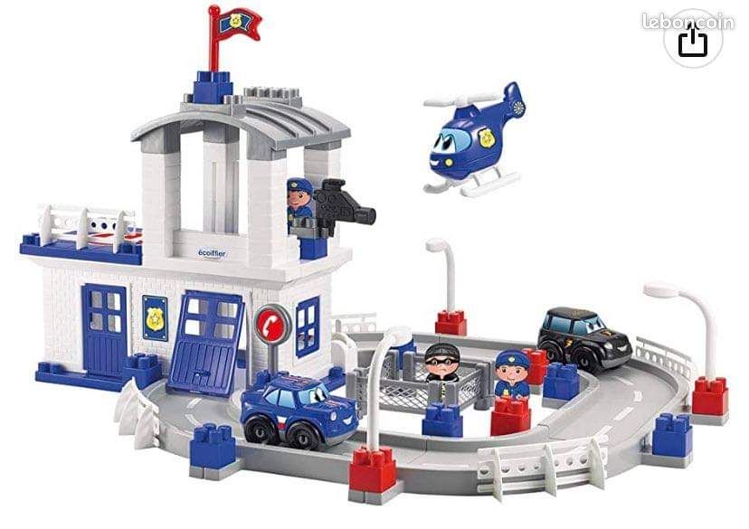 Lot jouets Ecoiffier Abrick – playsets complet (police, pompiers, garage, circuit, centre commercial) (image 9)