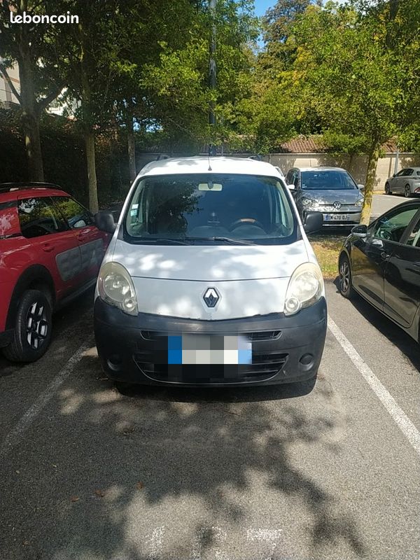 Renault Kangoo 2 express utilitaire (image 2)