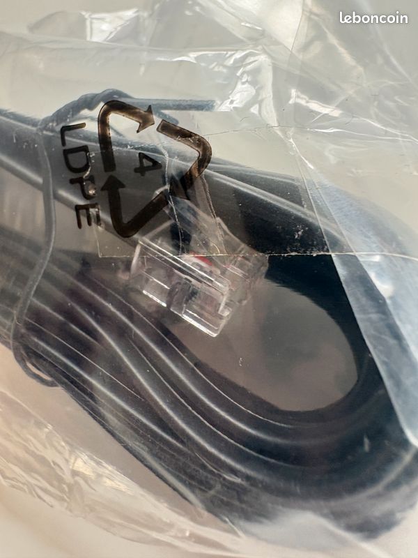 Câble RJ11 mâle/mâle 2m noir - Parfait pour téléphone/ADSL (image 3)