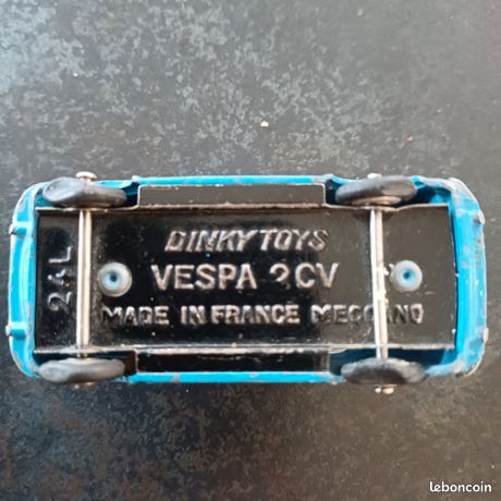 Jouet Miniature Dinky Toys - Vespa 2CV - Échelle 1:43 - Occasion (voir Photos)