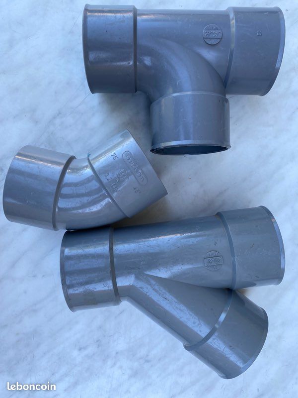 Raccord PVC diamètre 75 (image 1)