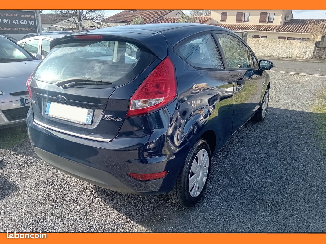 Ford Fiesta VI 1.4 TDCi 68cv Trend -04cv- 126 000 kms (image 3)