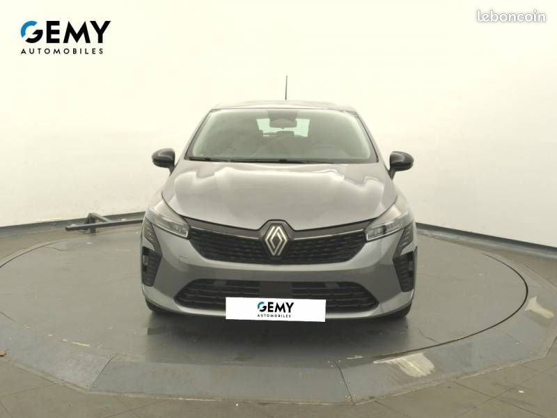 Renault Clio E-Tech full hybrid 145 ch GSR2 Evolution (image 2)