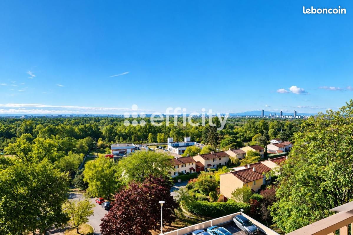 Appartement 4 pièces 80 m² · à Rillieux-la-Pape · 80 m² · 240 000 €