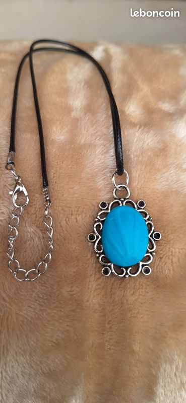 Collier été bleu (image 4)