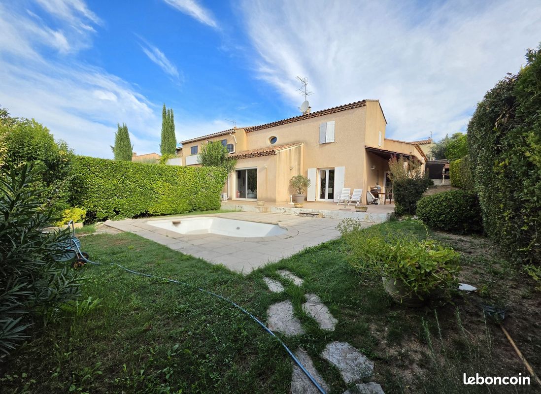 Maison 3 pièces 118 m² · à Aix-en-Provence · 118 m² · 2 500 €/mois