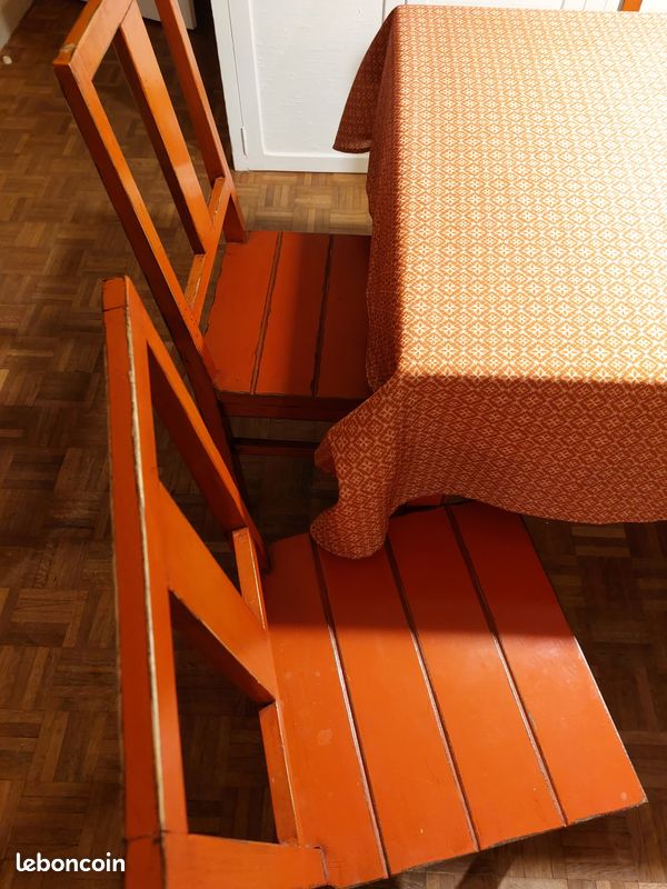 Vends lot de 6 chaises en bois exotique laqué (image 1)