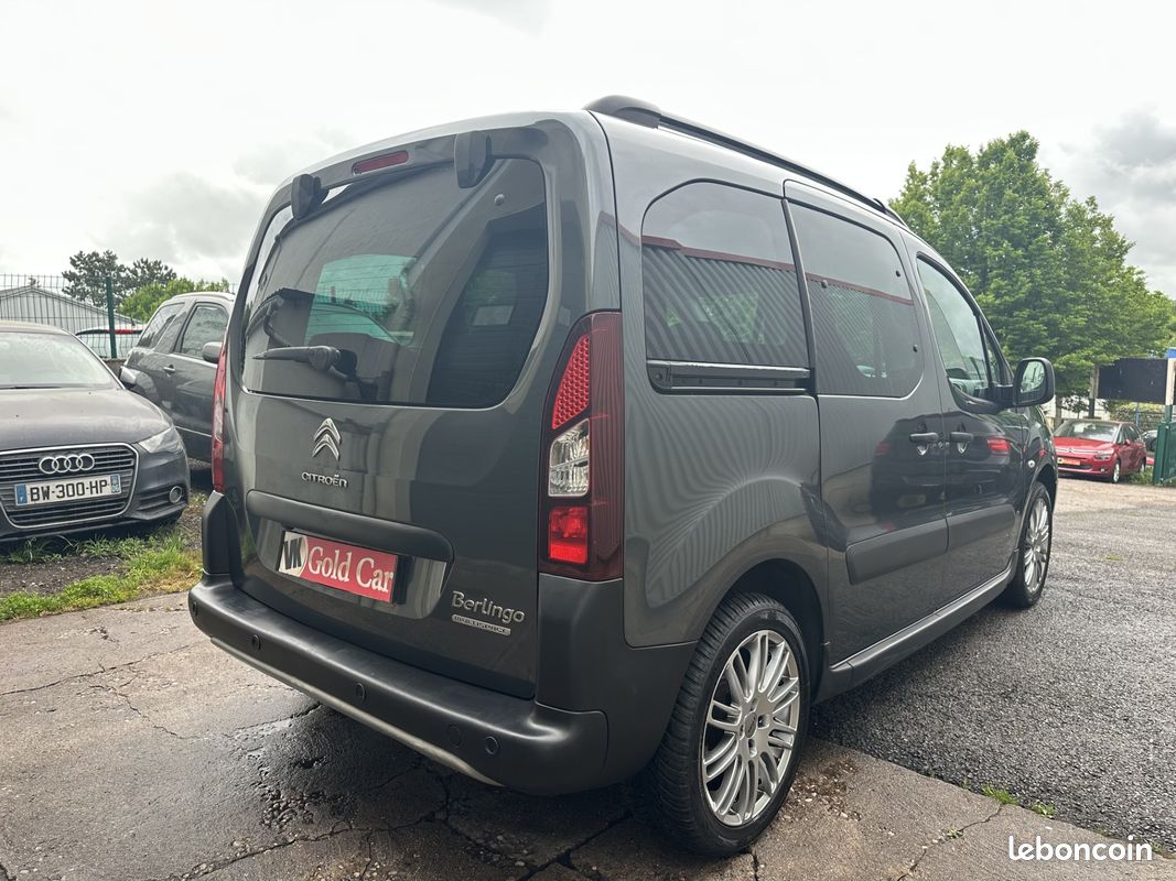 Citroën Berlingo 1.6 VTI 120ch XTR MultiSpace BVM5 / GPS Bluetooth / Moteur à Chaine / Carnet Disponible / Révisé et Garantie (image 2)