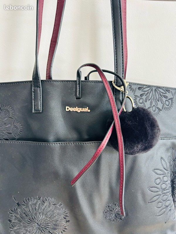 Desigual Noir Sac Ã Main Desigual BandouliÃ¨re Sac Rond Roxy Sac