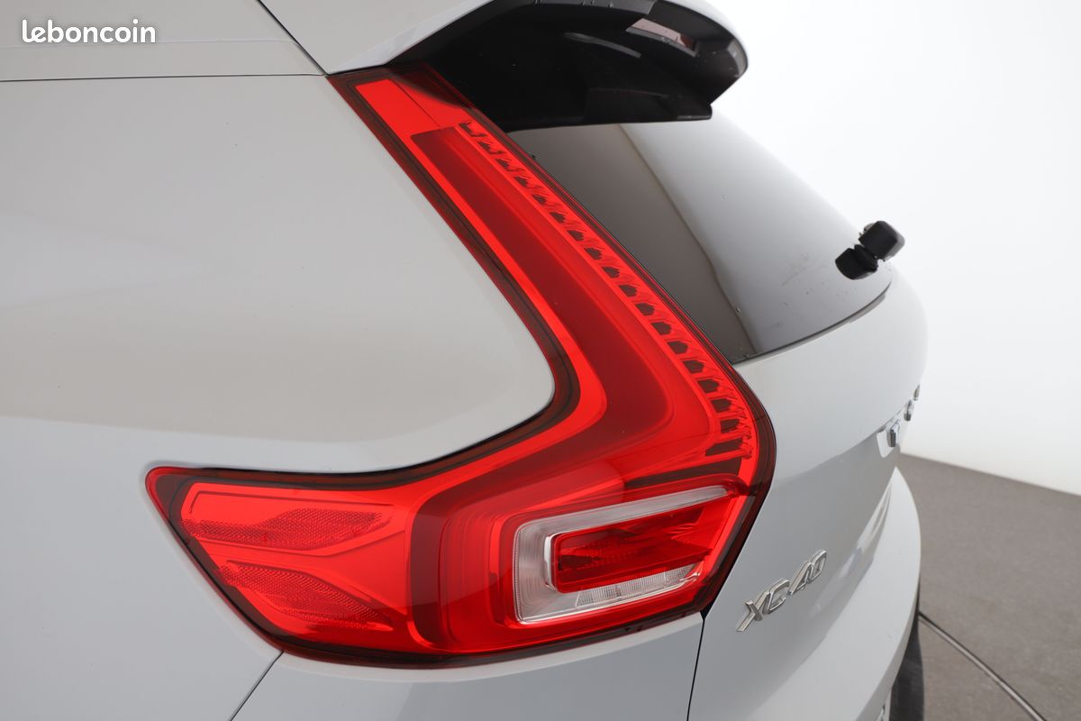 Volvo XC40 2.0 D3 AdBlue Business Geartronic 8 150 ch (image 28)