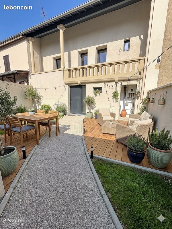 Appartement 3 pièces 74 m² · à Francheville · 74 m² · 350 000 €