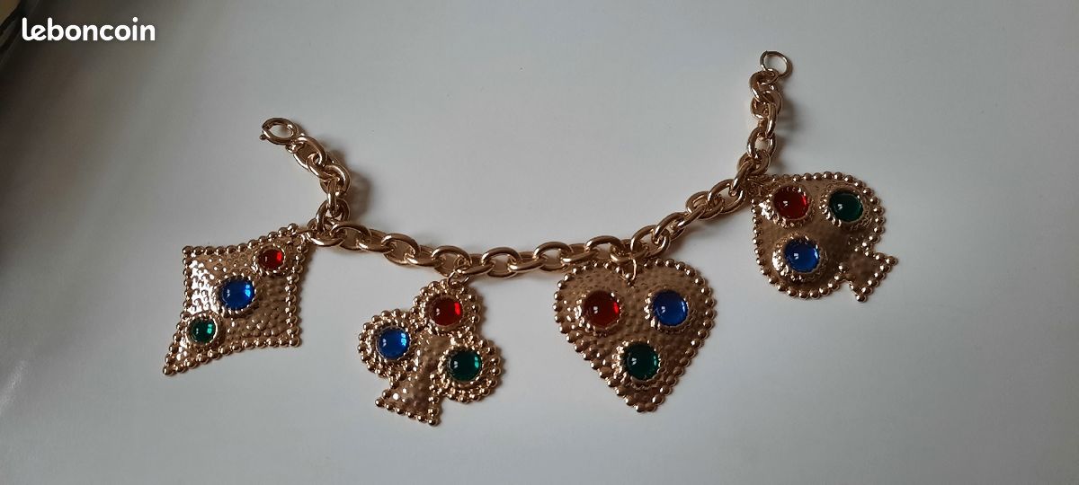 NEUF Bracelet doré avec les 4 symboles de cartes (image 1)