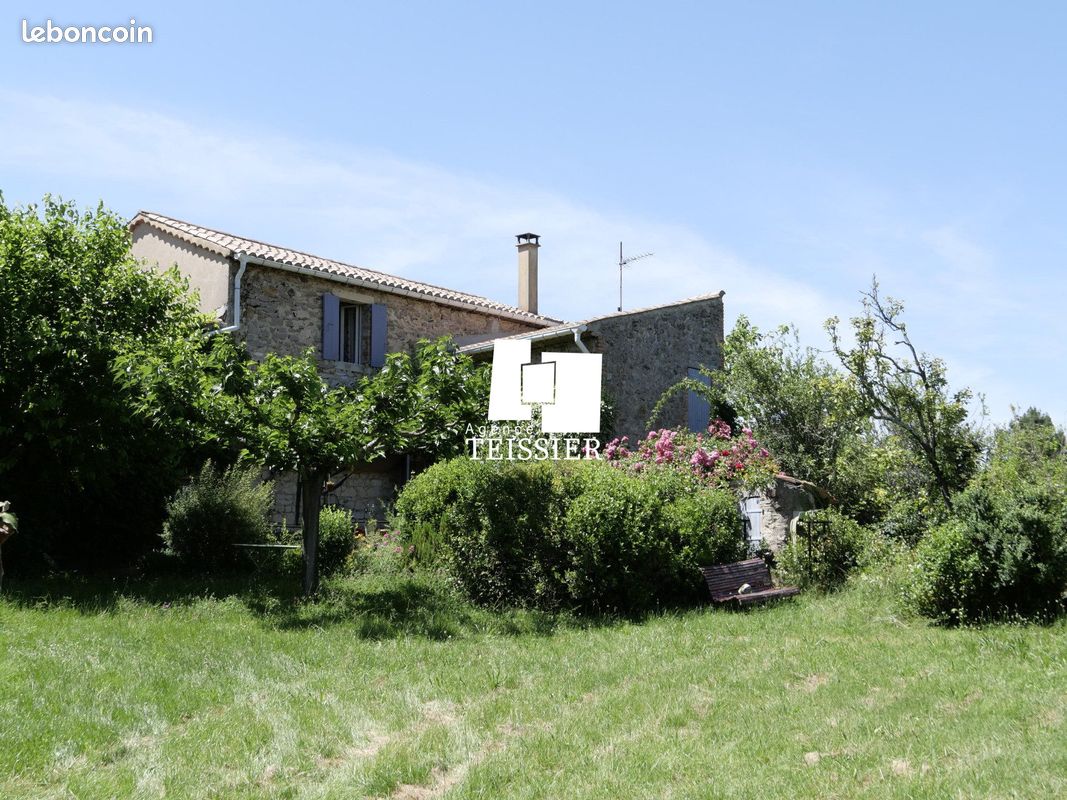 Maison 4 pièces 120 m² · à Banne · 120 m² · 198 000 €