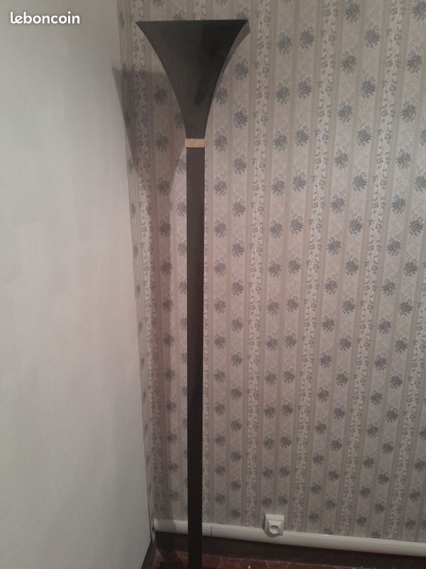 Lampadaire relux model .rl101 milano a saisir (image 1)