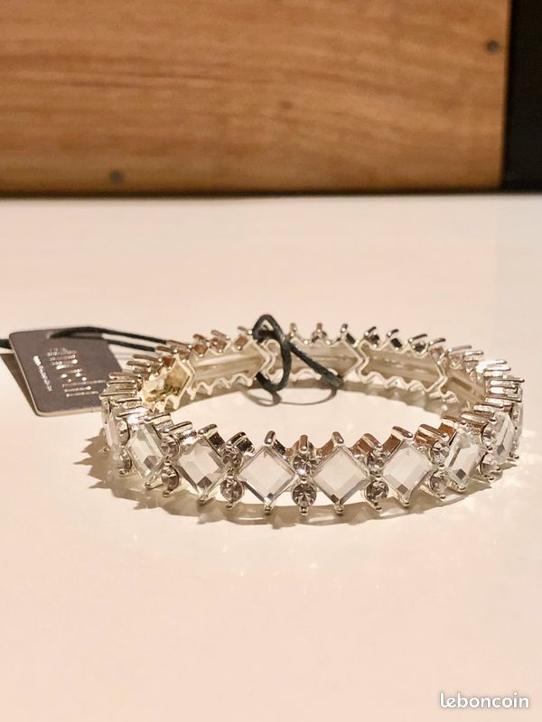 Bracelet neuf (image 3)
