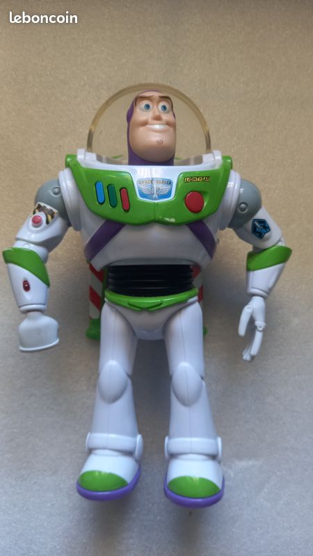Figurines Toy Story 4: Woody sonore, Buzz l'Éclair sonore et Fourchette (image 3)