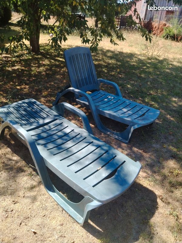 Lot de 2 transats / bain de soleil (image 1)