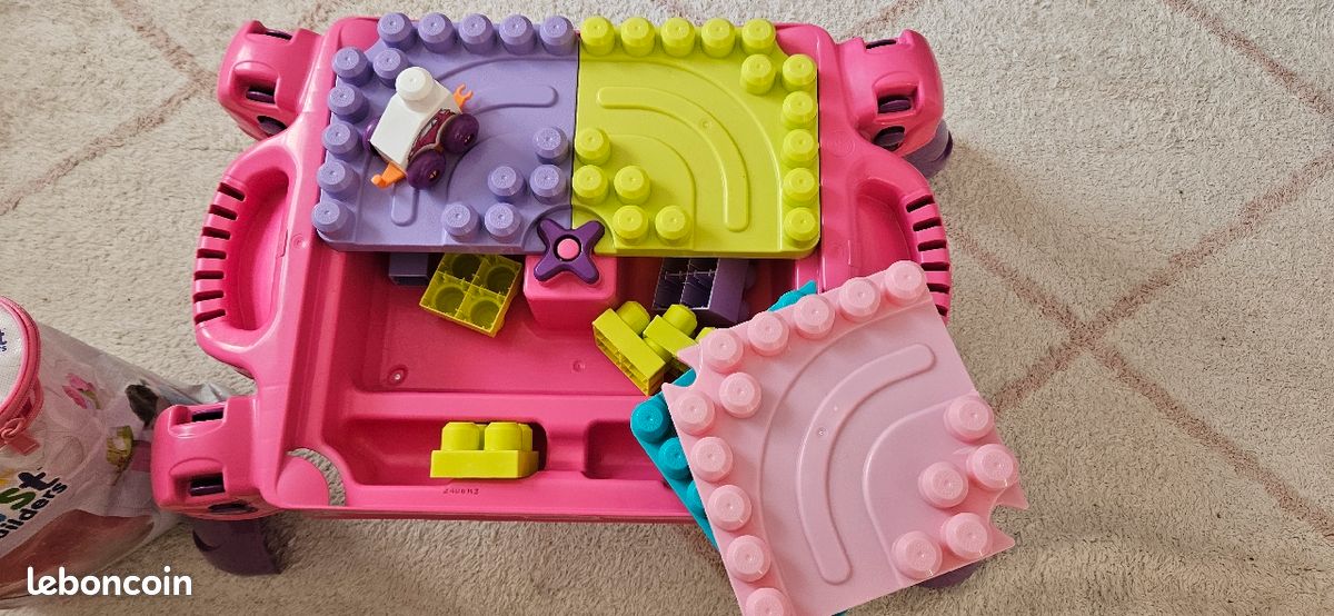 Table construction Mega Blocks (image 1)
