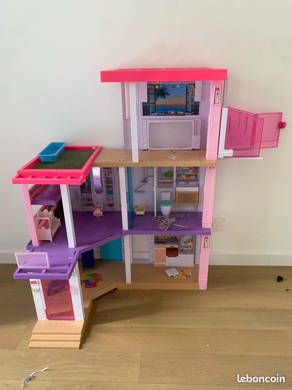 Découvrez la maison de Barbie à taille humaine