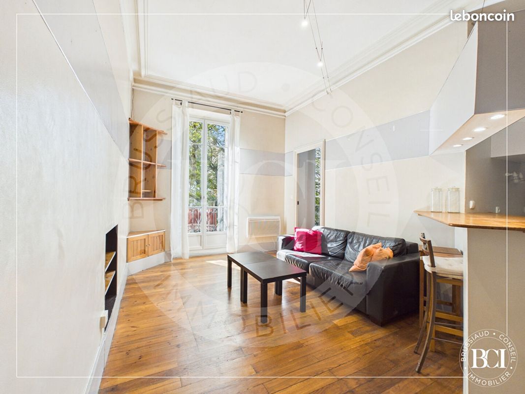 Appartement 2 pièces 43 m² · à Grenoble · 43 m² · 115 000 €