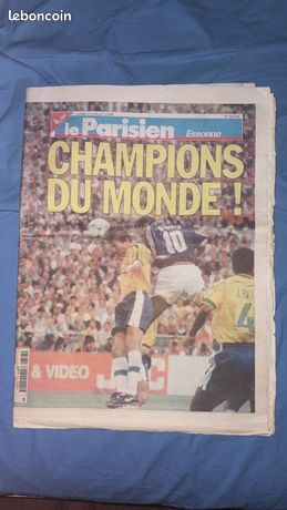 lot 7 MAGAZINES special FOOTBALL COUPE DU MONDE FRANCE 98-l'equipe