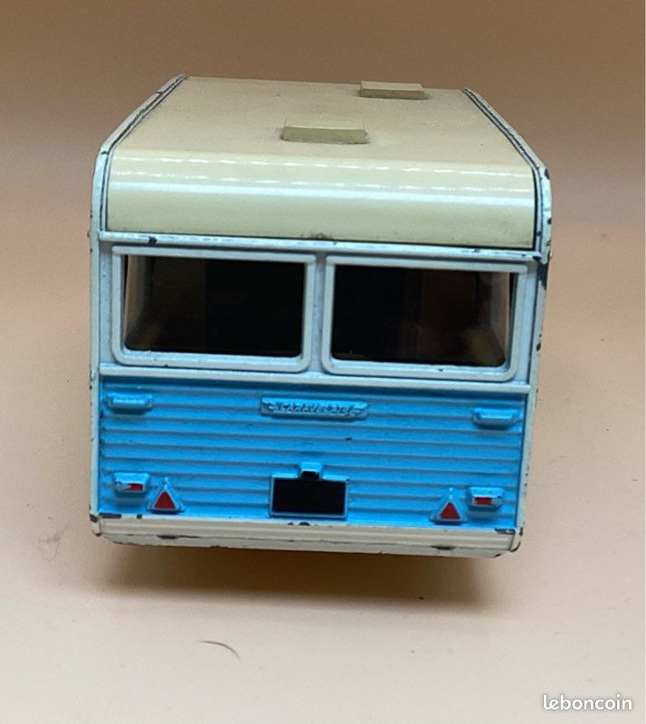 Dinky toys France- Caravanne CARAVALAIR, tres bel état en boite ref 564, Vente aux enchères : Jouets - Trains - Poupées - Automates