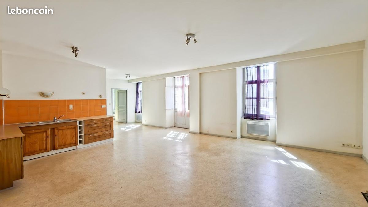 Appartement 4 pièces 70 m² · à Sauveterre-de-Béarn · 70 m² · 107 000 €