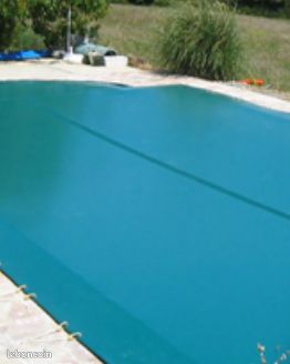 Vends : Bâche d'hiver pour piscine : 9X4,50m 200 (image 1)