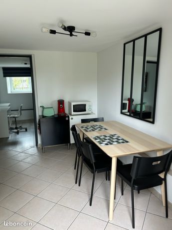 Appartement meublé tout confort dans maison