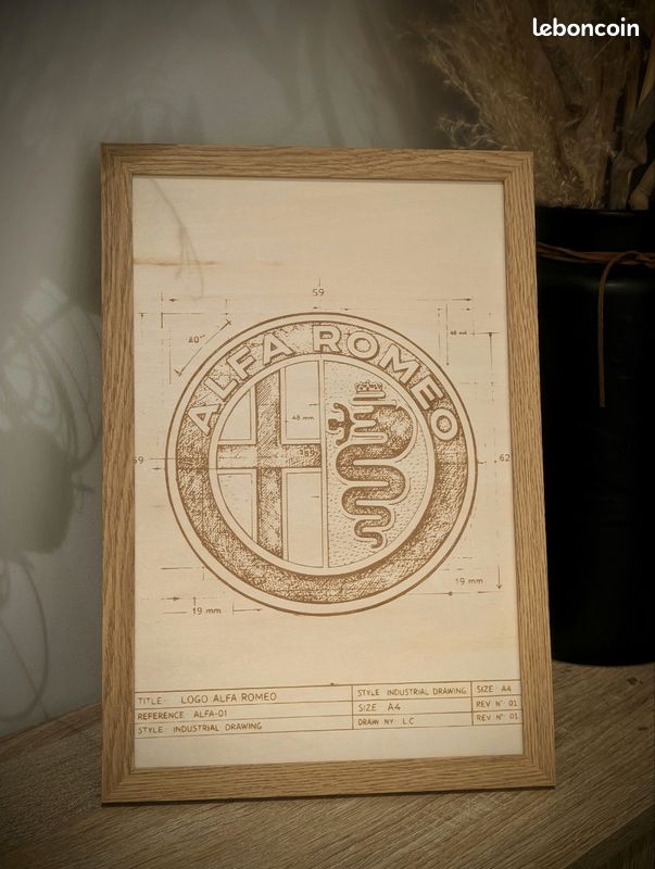 Gravure bois voiture personnalisée – cadeau passion auto (image 1)