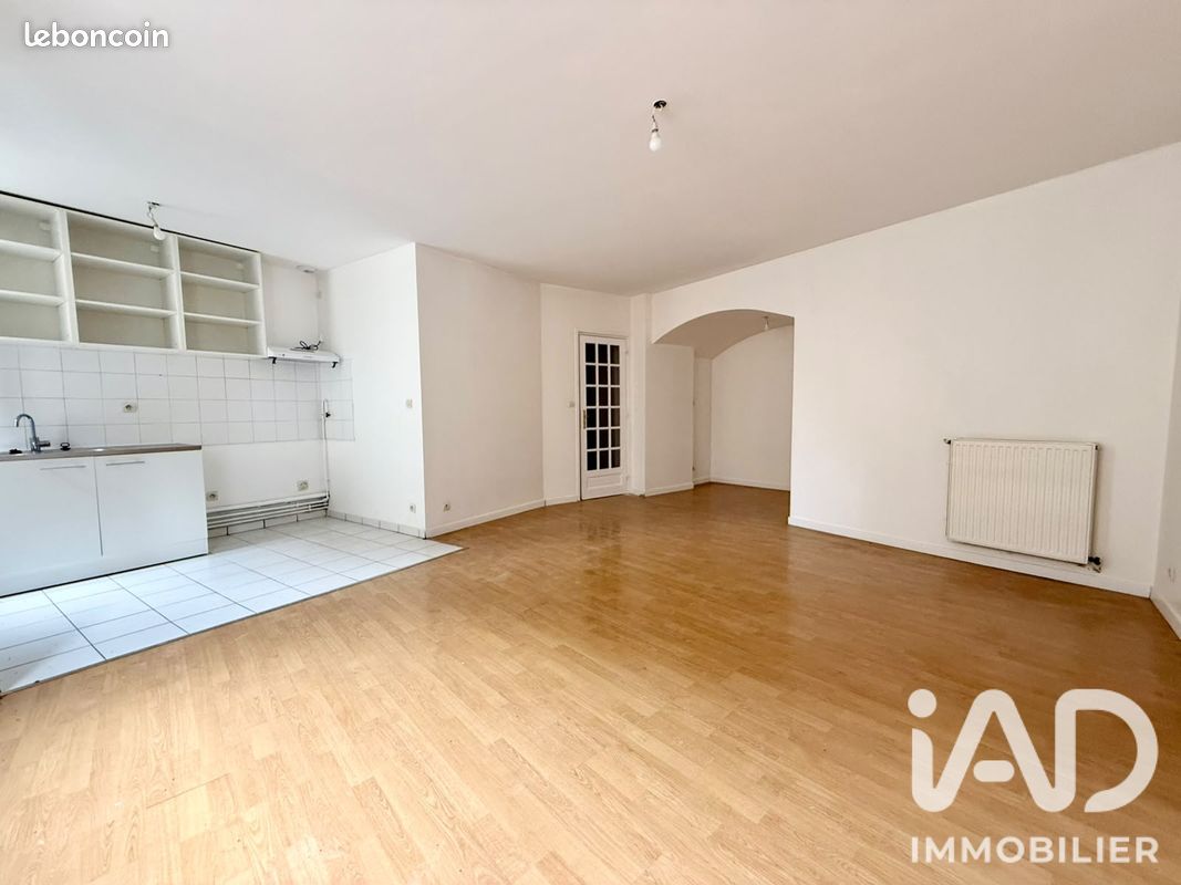 Appartement 4 pièces 132 m² · à Montlhéry · 132 m² · 1 450 €/mois