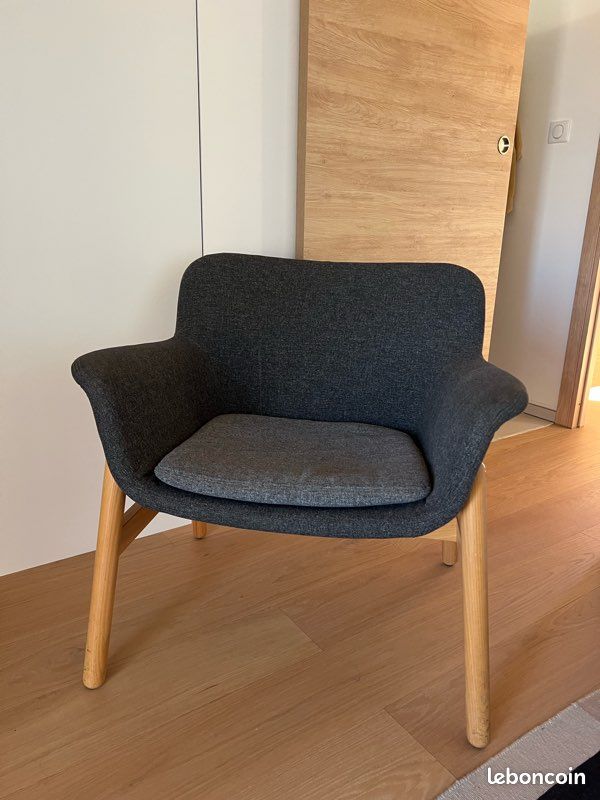 Fauteuil style scandinave IKEA gris tissu (image 2)