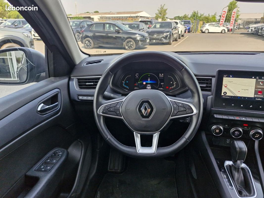 RENAULT ARKANA EVOLUTION 1.6 E-Tech Hybride 145ch BVA (image 3)