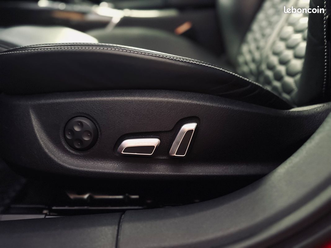 Audi RS 6 4.0 TFSI 560CH QUATTRO + ECHAPPEMENT RS + SOUND BOSE + ENTRETIEN CONSTRUCTEUR + SIEGES CHAUFFANTS/ELECTRIQUES + GARANTIE 12 MOIS (image 22)