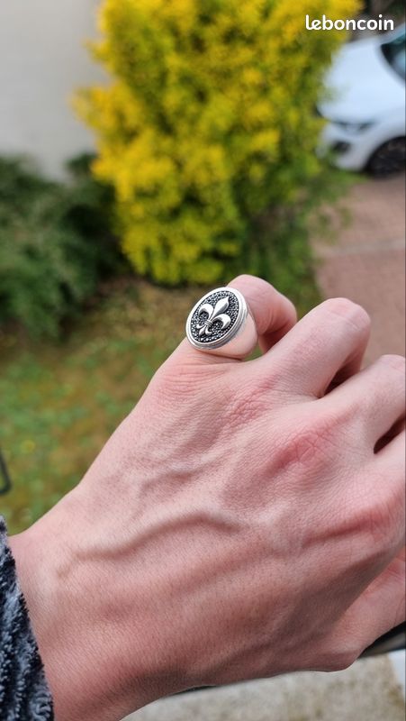 Thomas Sabo Chevaliere Lys Chevalière Fleur De Lys Thomas Sabo