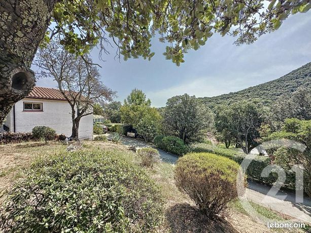 Propriété 7 pièces 249 m²