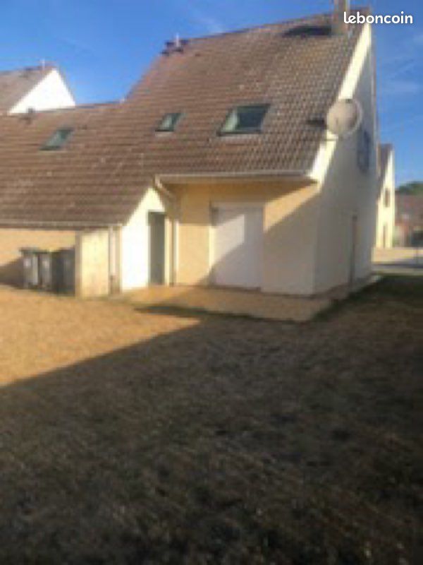 Maison 4 pièces 90 m² · à Bauvin · 90 m² · 290 000 €