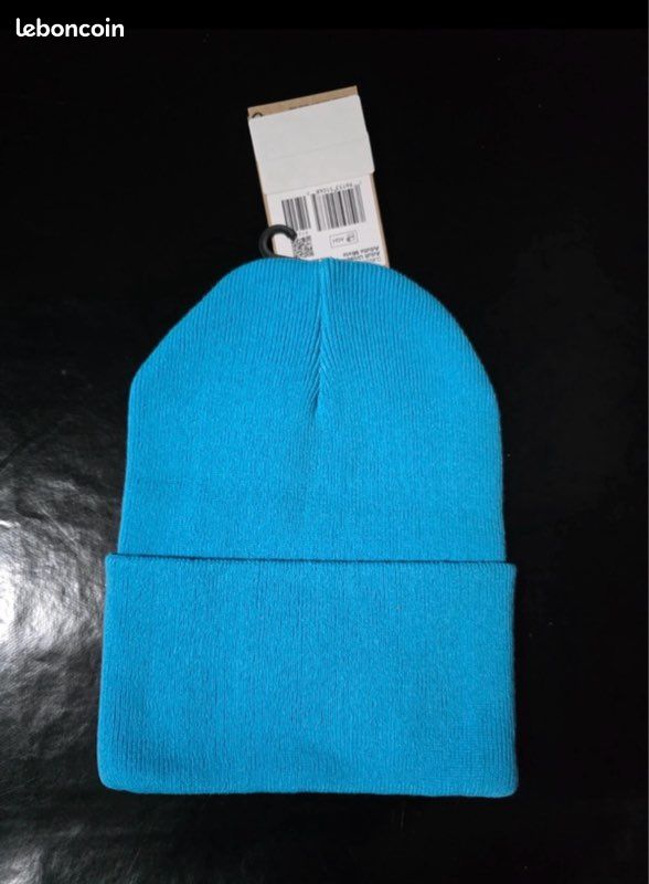 Bonnet Femme Perfect Moment Sky - Bleu Ciel Clair - Taille Unique - Laine Acrylique - Neuf Avec étiquette - Fabriqué En Italie