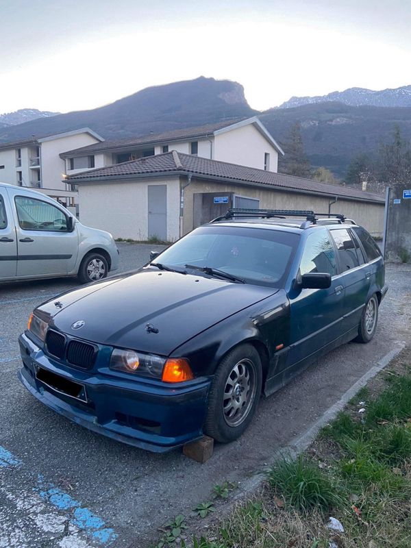325 tds e36 Touring - Voitures