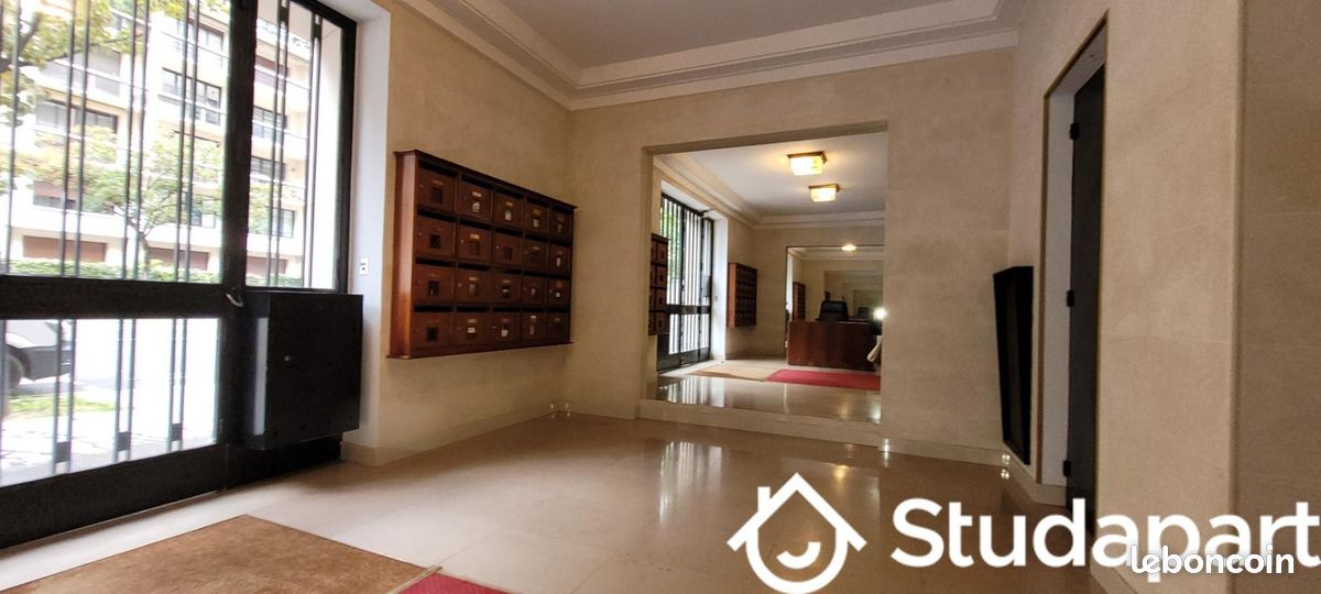 Appartement 1 pièce 14 m² · à Paris · 14 m² · 1 050 €