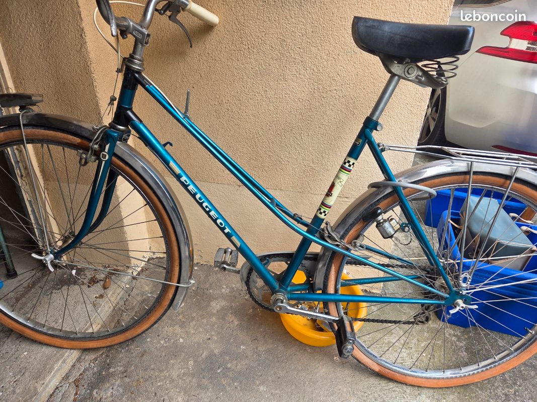 Vélo Peugeot femme ancien – Style rétro – vitesses – bon état
