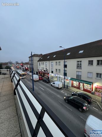 https://img.leboncoin.fr/api/v1/lbcpb1/images/77/8f/53/778f531adf33d8d8a8da6dac436969c9ef6ec823.jpg?rule=ad-image