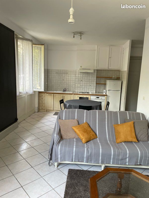 Appartement 2 pièces 52 m² · à Saint-Étienne · 52 m² · 62 000 €
