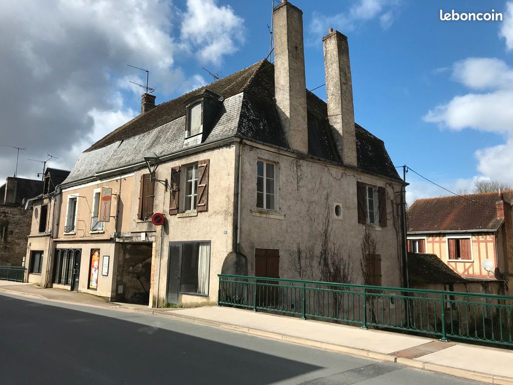 Maison 4 pièces 105 m² · à Buzançais · 105 m² · 30 000 €