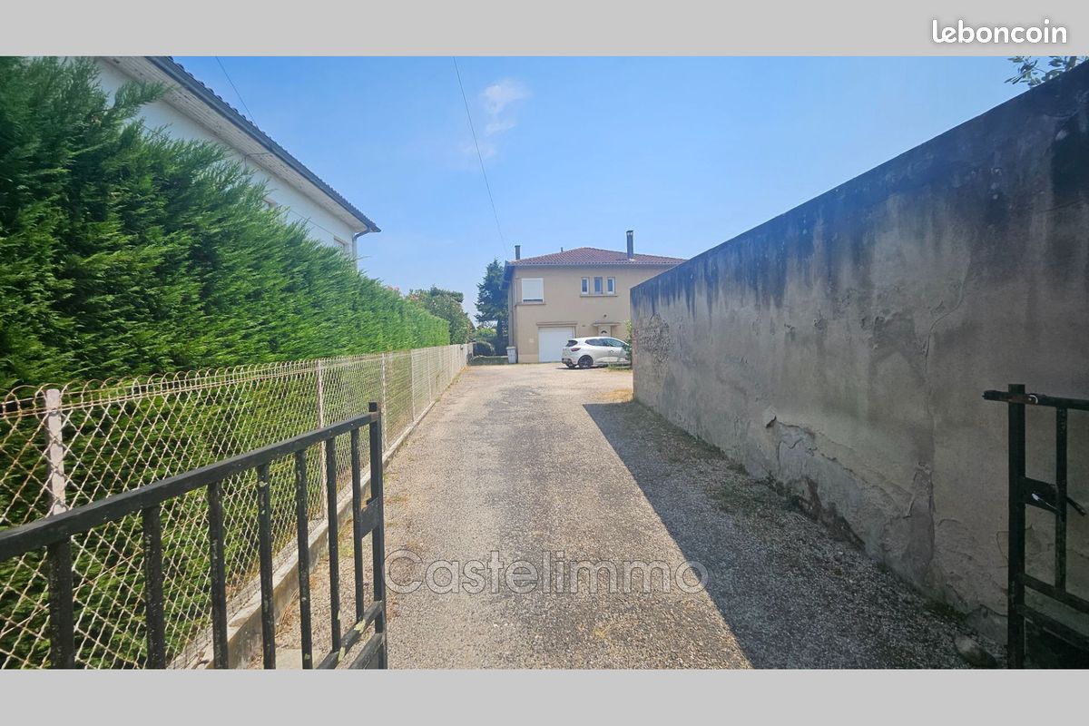 Maison 5 pièces 145 m² · à Castelsarrasin · 145 m² · 165 000 €