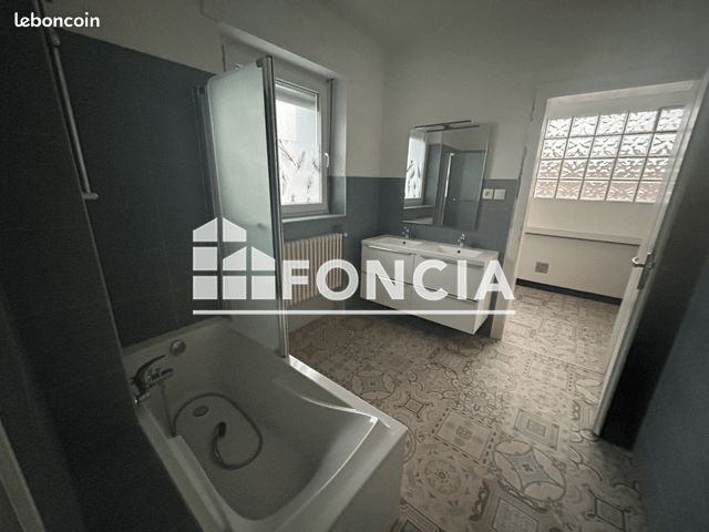 Appartement 5 pièces 112 m² · à Thionville · 112 m² · 1 061 €/mois