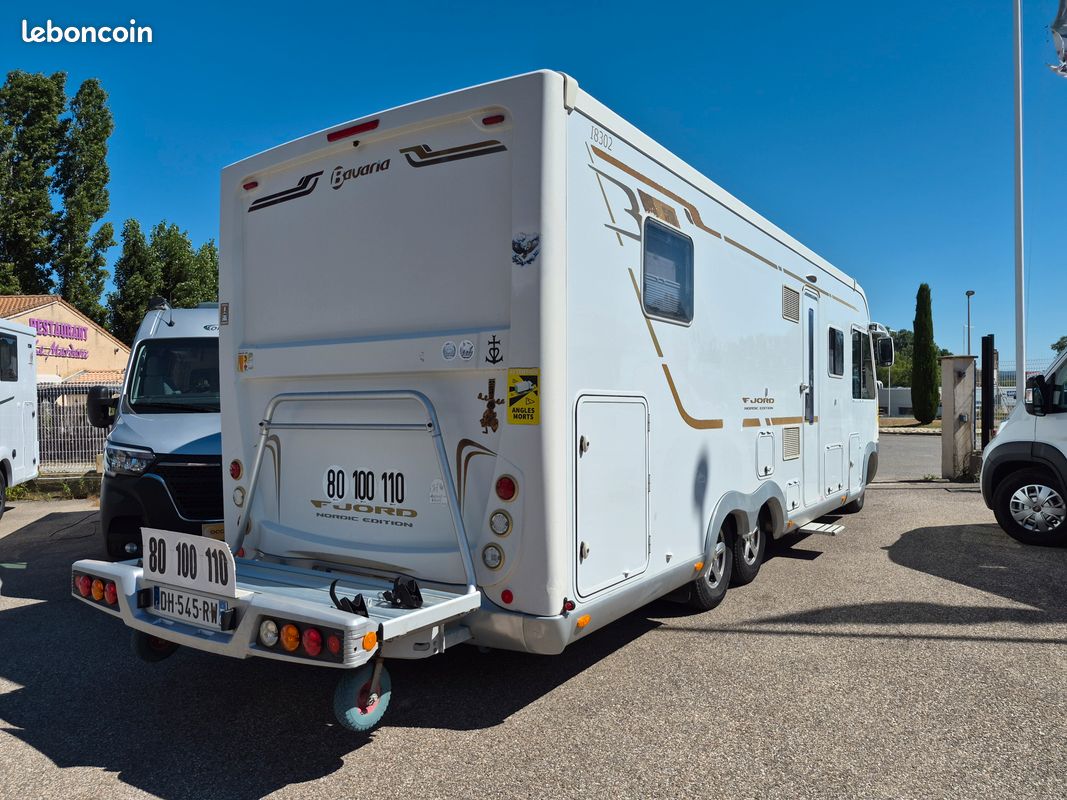 Camping-car Intégral "Poids lourd" Bavaria i8302 FJORD NORDIC EDITION "Faible KM-180ch-Boite automatique" (image 14)