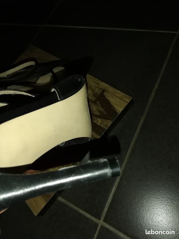 Escarpin talon haut noir taille 39 (image 4)