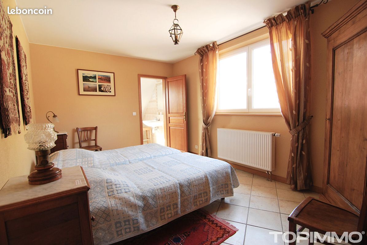 Propriété 9 pièces 228 m² (image 11)