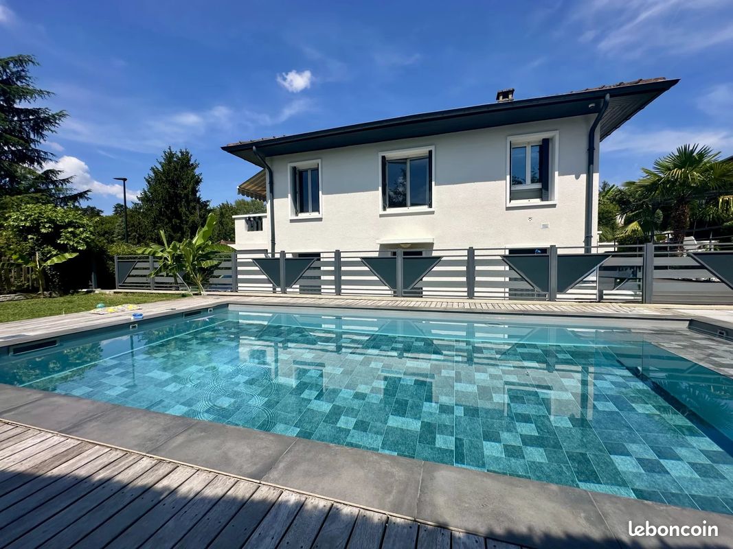 Maison 6 pièces 135 m² · à Aix-les-Bains · 135 m² · 645 000 €